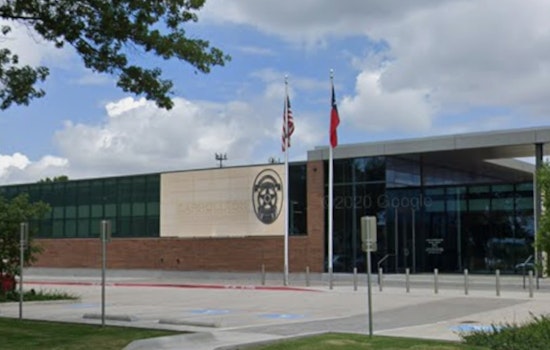 Carrollton Cops Swarm W. Hebron Parkway In Active Investigation