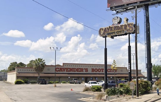Cavender's Boot City Saddles Up In Shuttered Saks Off 5th Box On Northwest Side