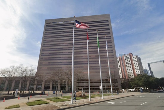 Charlotte Council Power Play as Members Push to Loosen Agenda Rules While Lyles Bows Out