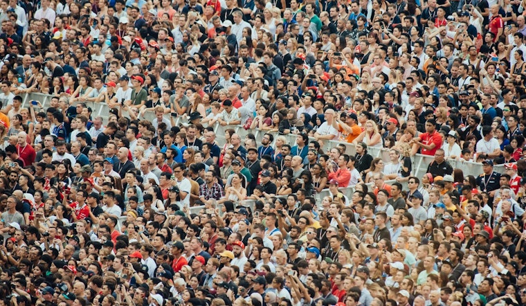 Charlotte Rush Packs in 964,000 Residents as Locals Bark 'We're Full'