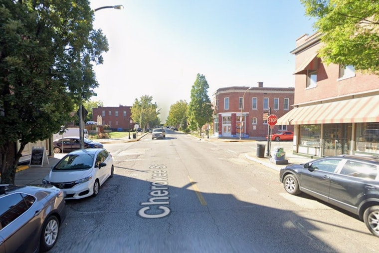 Cherokee Caravan Packs Antique Row In Memorial Day Shopping Frenzy