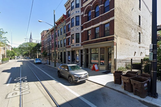 Cinnamon Roll Hotspot The Roll Takes Over OTR Sweet Spot