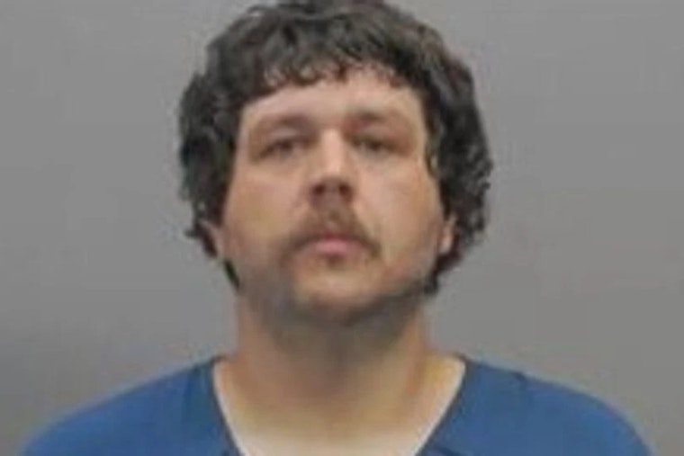 Clermont County Bedroom Showdown As Homeowner Stabs Alleged Intruder With Kids Hiding Inside