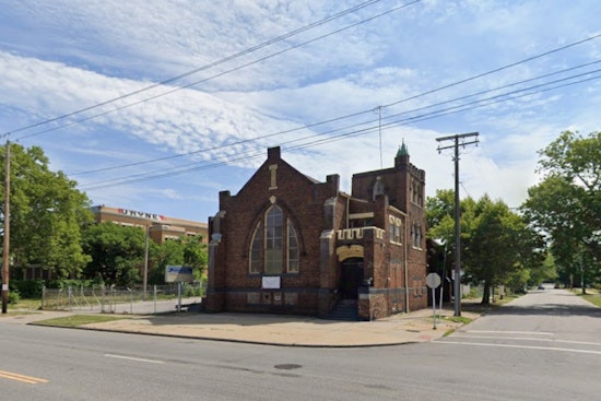 Cleveland’s Senior Lifeline Keeps Food Pantries From Running On Empty
