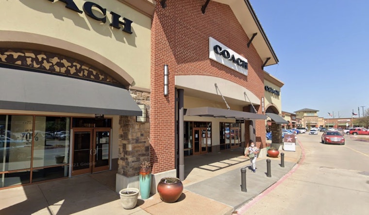 Coach Brews Up Coffee Hangout At Allen Premium Outlets