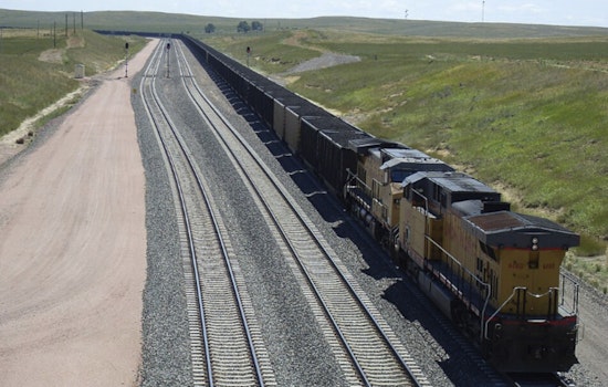 Coal Cars Topple In East Carondelet, Crossing Shut But Everyone Walks Away