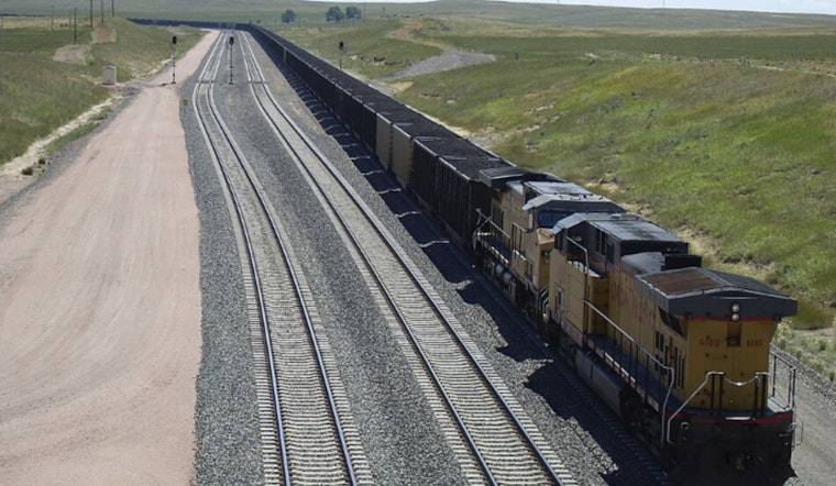 Coal Cars Topple In East Carondelet, Crossing Shut But Everyone Walks Away