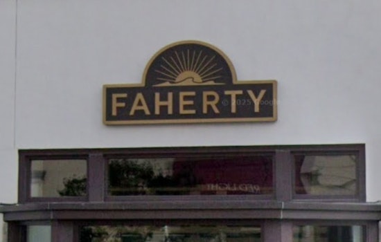 Coastal-Cool Faherty Brand Sailing Into King Of Prussia Mall