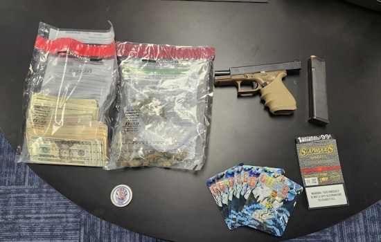 Collierville Highway Stop Turns Up Cash, Felony Drugs And Suspected Fully Automatic Gun