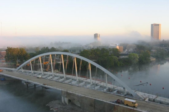 Columbus Wakes To Fog And Drizzle, Then Scores A Sunny Spring Saturday