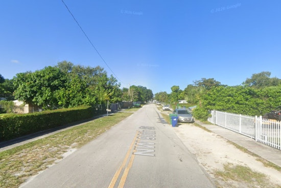 Cops Bust Miami Gardens Woman Running Home Dental Office, Deputies Say
