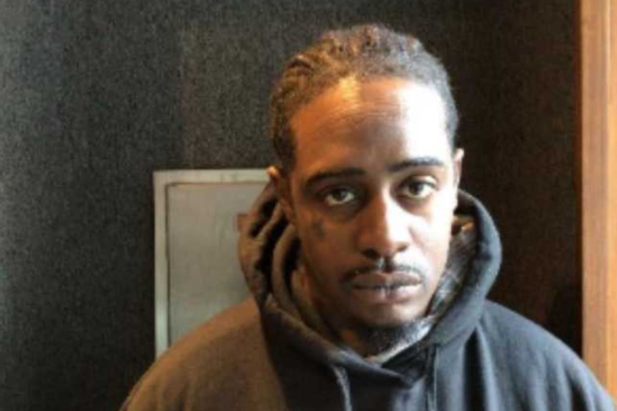 Level 2 sex offender charged with spying on woman in Northeastern bathroom, assaulting police — image 1