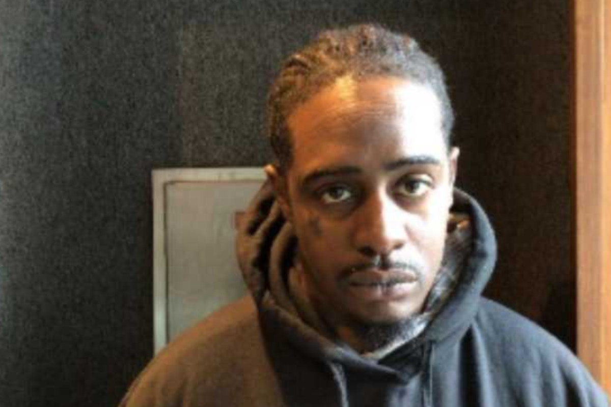 Level 2 sex offender charged with spying on woman in Northeastern bathroom, assaulting police — image 2