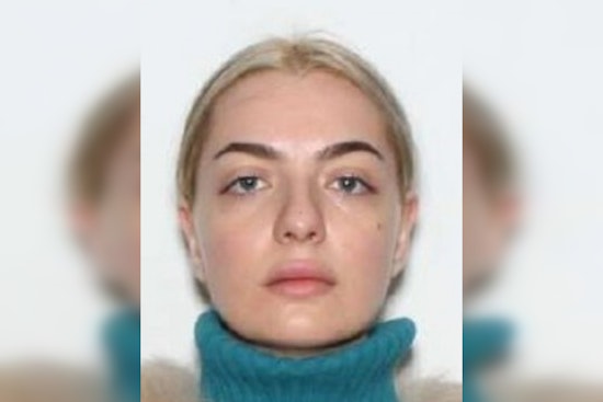Cops Hunt NYC Russian Accused In $45K Precious Metals Heist On Quiet Middletown Block