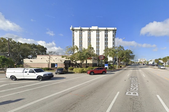 Cuban Juice Icon El Palacio Takes Over Biscayne Corner In North Miami