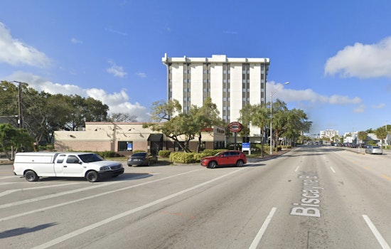 Cuban Juice Icon El Palacio Takes Over Biscayne Corner In North Miami