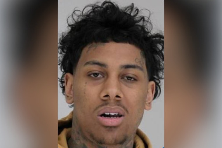 Dallas Cops Hunt Robbery Suspect, Ask Neighbors To Help Track Jonathan Hill Jr