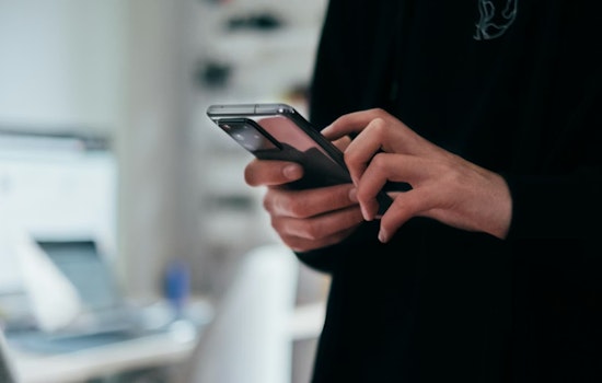 D.C. Pols Go After Delivery Apps Over Sneaky Fees