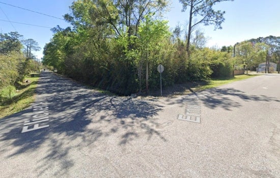 Deadly Pre-Dawn Crash Turns Lincoln Villas Corner Into Crime Scene