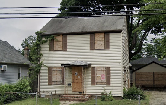 Deadly Pre-Dawn Inferno Guts Vacant Hempstead House