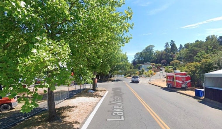 Divers Swarm Lake Washington After Car Reported Off Lake Washington Boulevard
