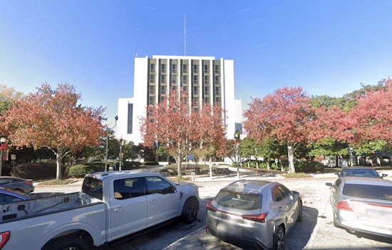 Downtown Decatur Drivers Hit With Courthouse Parking Hike