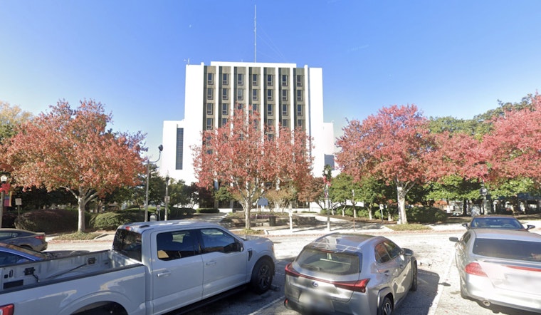 Downtown Decatur Drivers Hit With Courthouse Parking Hike