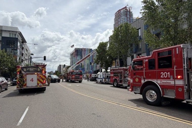 Downtown Kitchen Blaze Brings Market Street To A Standstill