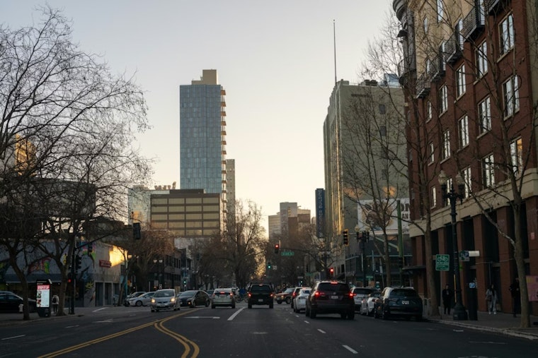 Downtown Oakland Wine Crowd Hit With Another Summer Closure