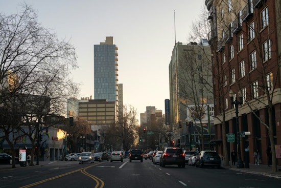 Downtown Oakland Wine Crowd Hit With Another Summer Closure