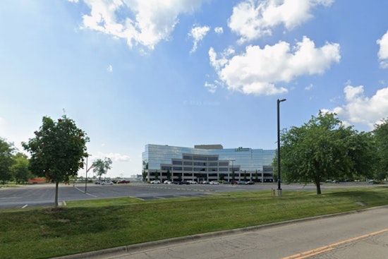 D.R. Horton Super-Sizes Mason Office as Closings Jump 40 Percent