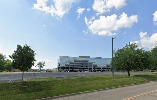 D.R. Horton Super-Sizes Mason Office as Closings Jump 40 Percent