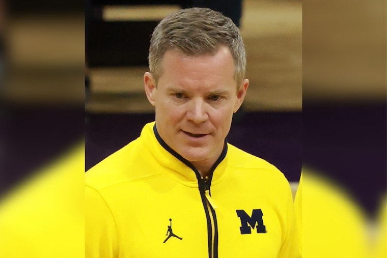 Dusty May Hints Fab Five Banner Comeback In Crisler Rafters