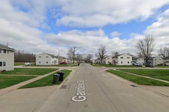 Elyria Garden Street Smashup Leaves Pole Down, Driver Hit with Sixth OVI