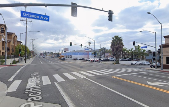 Empty PCH Car Lot Becomes Long Beach Food Truck Hot Spot