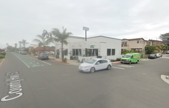 Encinitas Backstreet Scores Intimate New Oyster Bar on Daphne