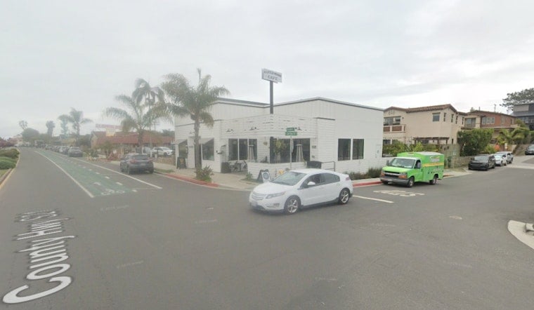 Encinitas Backstreet Scores Intimate New Oyster Bar on Daphne