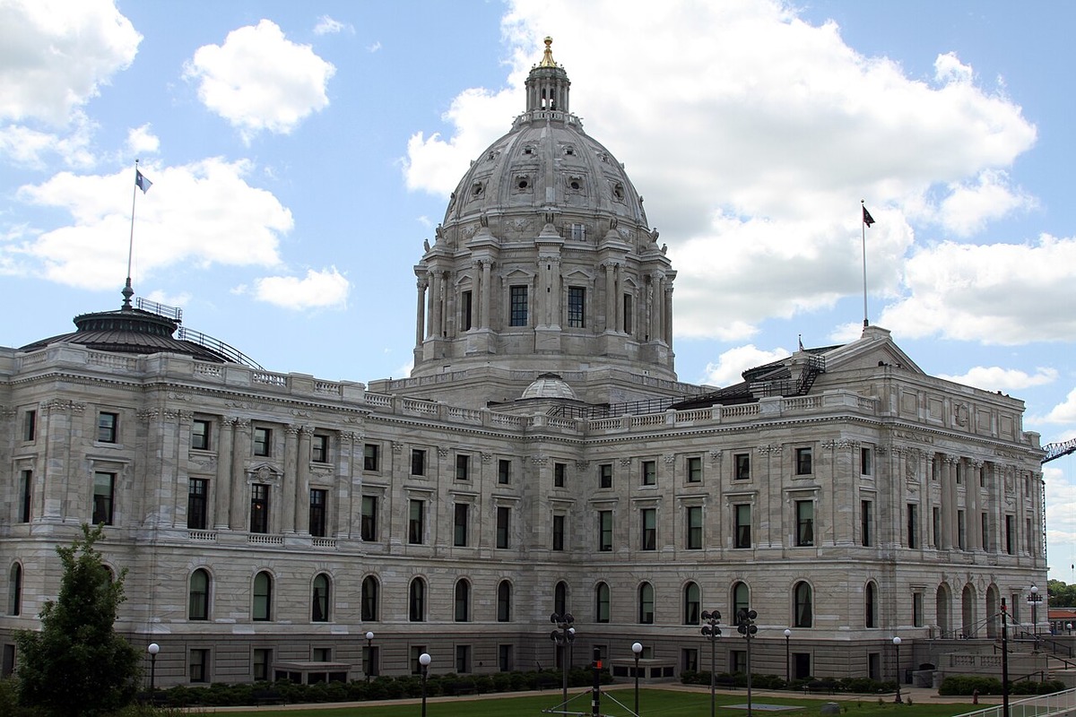 Ex‑SEAL Climbs GOP Ranks, Snags Minnesota Senate Endorsement