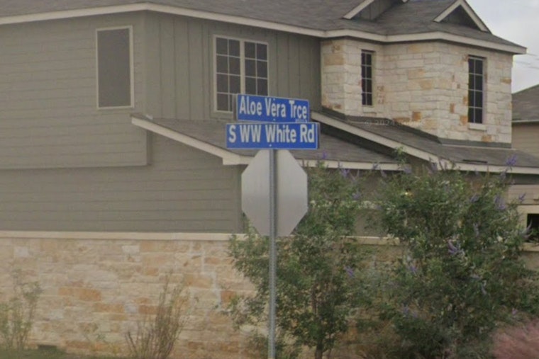 Fake Cops Smash Into Southeast San Antonio Home, Leave Block on Edge
