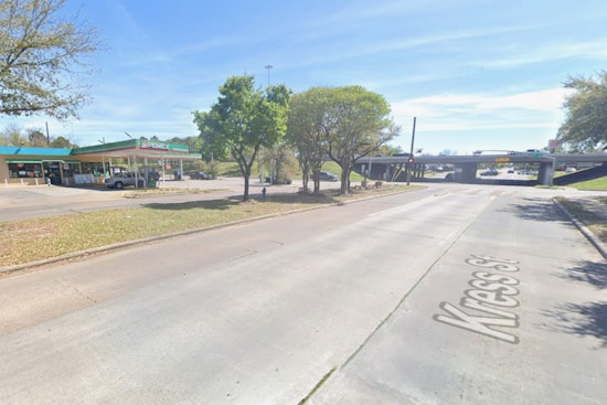 Northeast Houston Gas Station Brawl Leaves Dad Shot By His Own Son