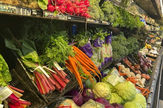Feds Order St. Louis SNAP Stores To Pile On Fresh Food