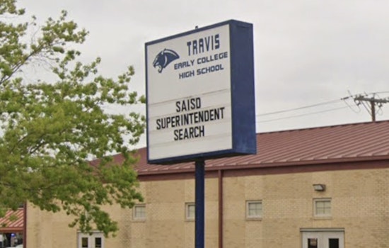 Feds Sign Off on SAISD Teacher Pipeline, Teens Get Paid to Learn