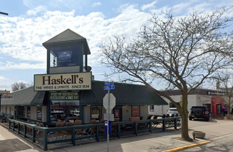Fire Damages Haskell's On Lake Minnetonka In Excelsior