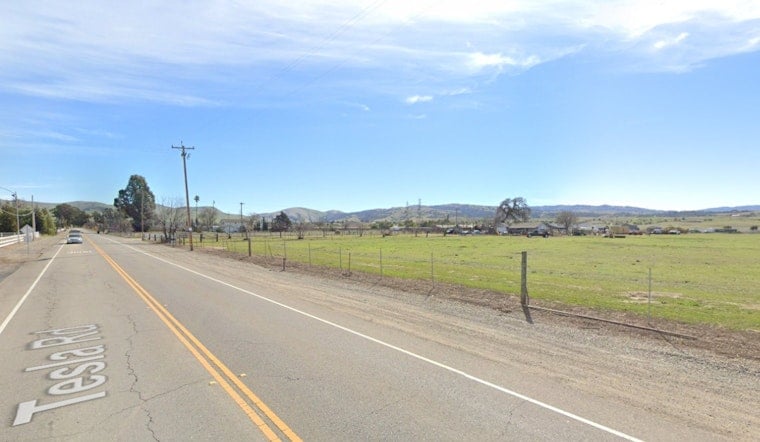 Fireball On Tesla Road Guts Livermore Wine Country Warehouse