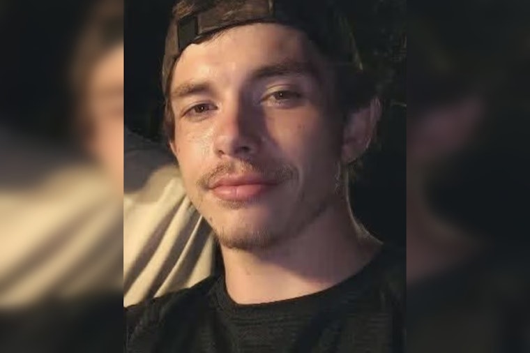 Flannel Clad Fugitive Barrow County Cops Hunt Jonathan Harper in Family Assault Case