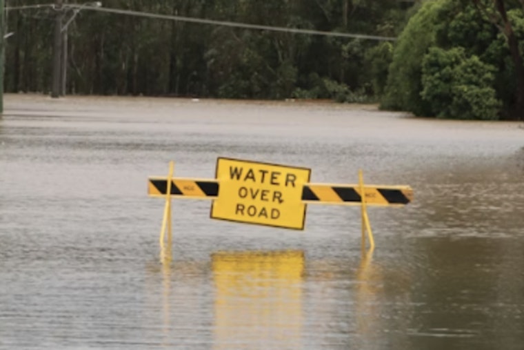 Flooded I-35 Soaks San Antonio Drivers While TxDOT Keeps Renting Pumps