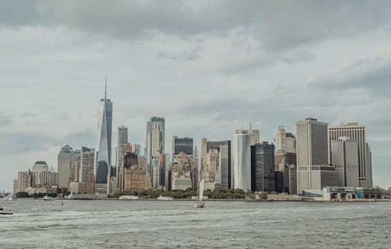 Fog, Flash Showers Drench NYC’s Memorial Day Morning