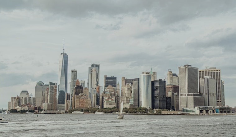 Fog, Flash Showers Drench NYC’s Memorial Day Morning