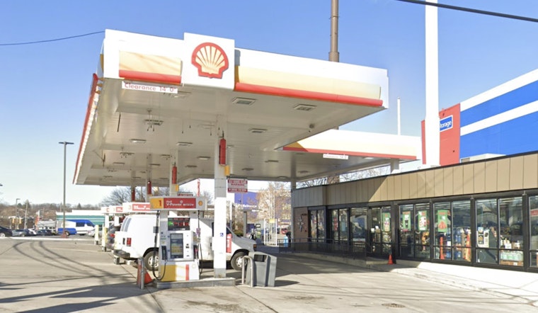 Four Gunmen Clean Out Eastchester Shell Station, Cops Say