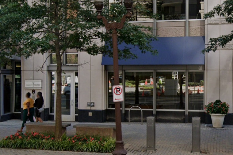 Free Tenders And Touchscreens As Korean Chicken Giant Crashes Ballston Block
